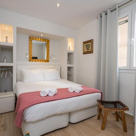 Dema Luxury Suites - Perikleous E1 เอเธนส์ ภายนอก รูปภาพ