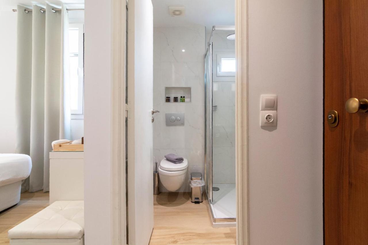 Dema Luxury Suites - Perikleous E1 เอเธนส์ ภายนอก รูปภาพ