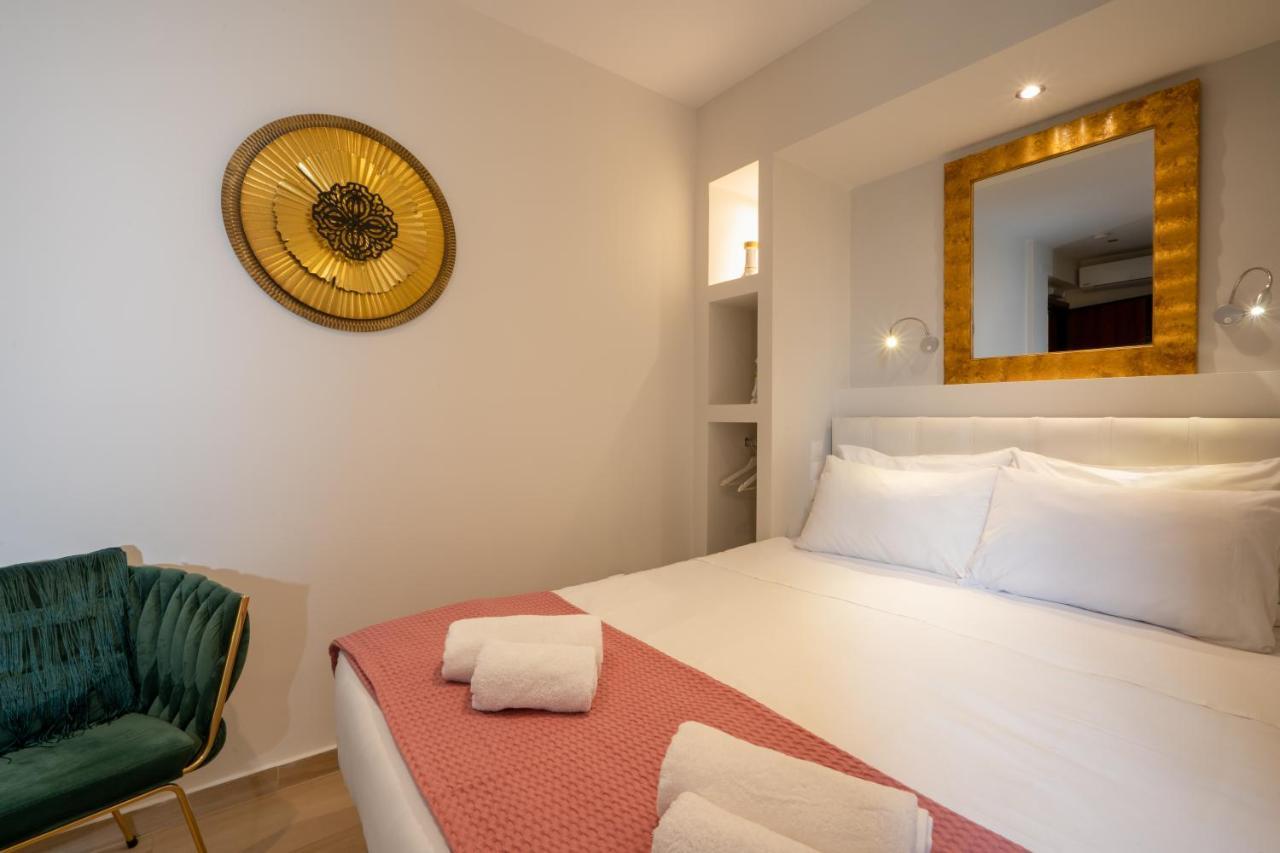 Dema Luxury Suites - Perikleous E1 เอเธนส์ ภายนอก รูปภาพ